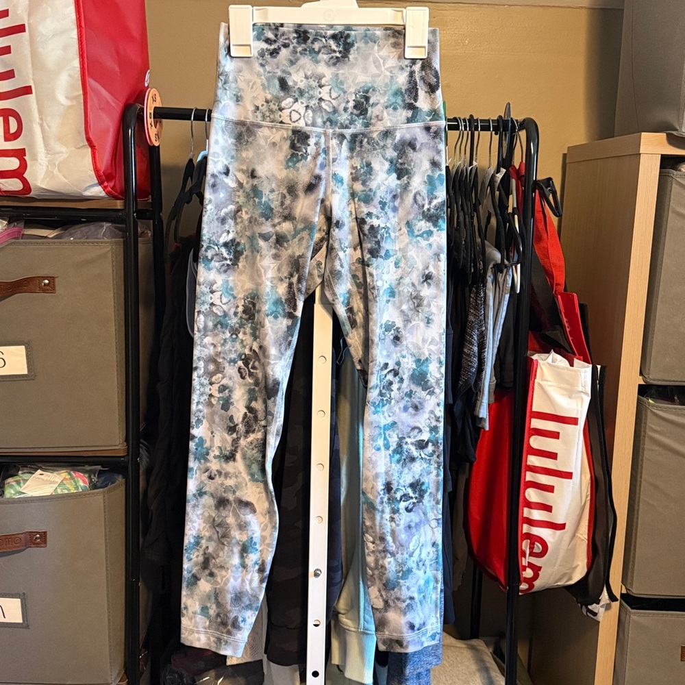 Lululemon Align High Rise 7/8 Pant 25" Sz 4 Kaleidofloral Multi Teal Blue Grey